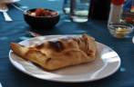 Empanada de chivo (bode) em restaurante no Valle del Elqui, no Chile